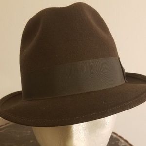 Marciano hat.